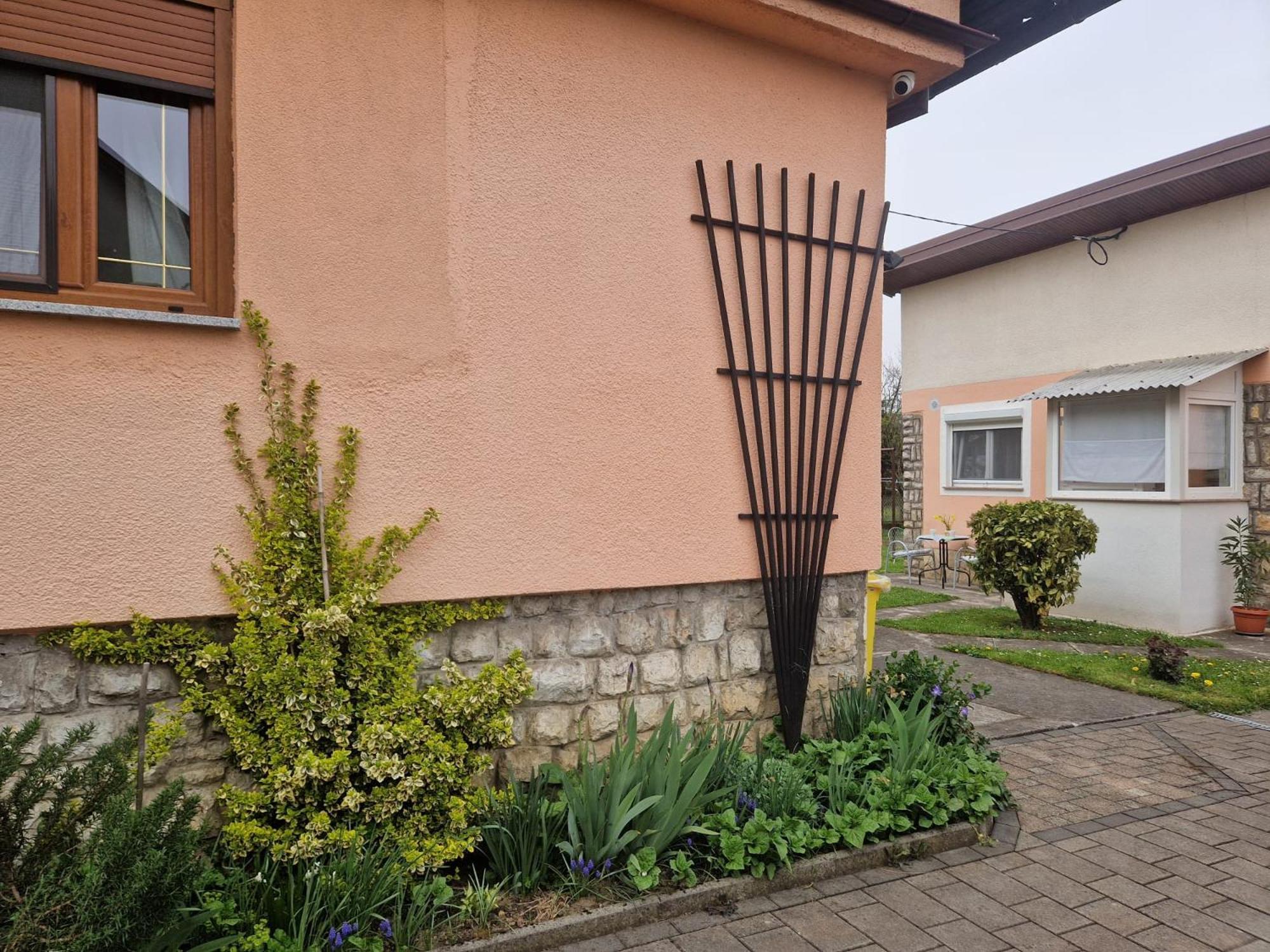 Studio Apartman Marica - Ogulin, Hrvatska Exterior foto